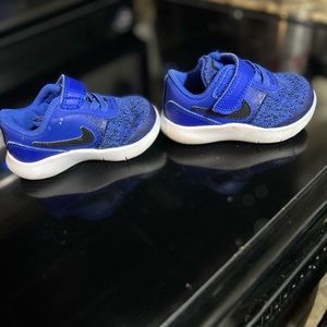 Nike 4c tennis shoes